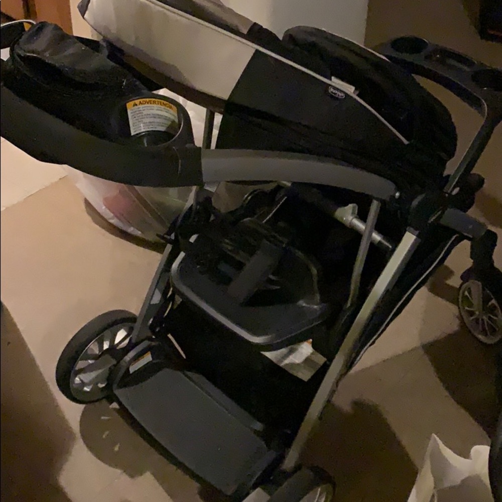 This is the chicco bravo for 2 stroller